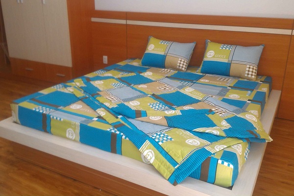 C&ugrave;ng đệm b&ocirc;ng &eacute;p chống khuẩn n&oacute;i lời tạm biệt mọi bệnh tật